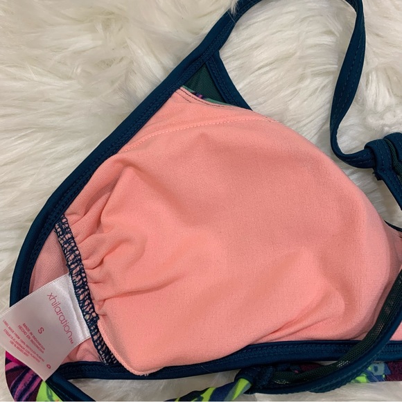 3/$15 Xhilaration floral bikini top - Picture 4 of 9